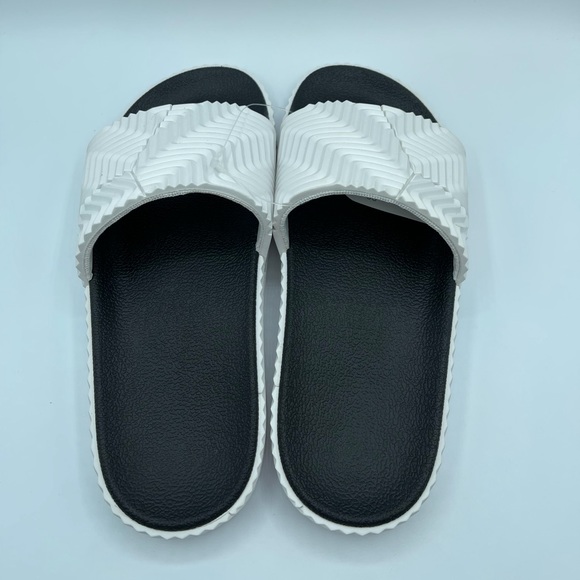 AW & ADIDAS ADILETTE SLIDES - Picture 4 of 5